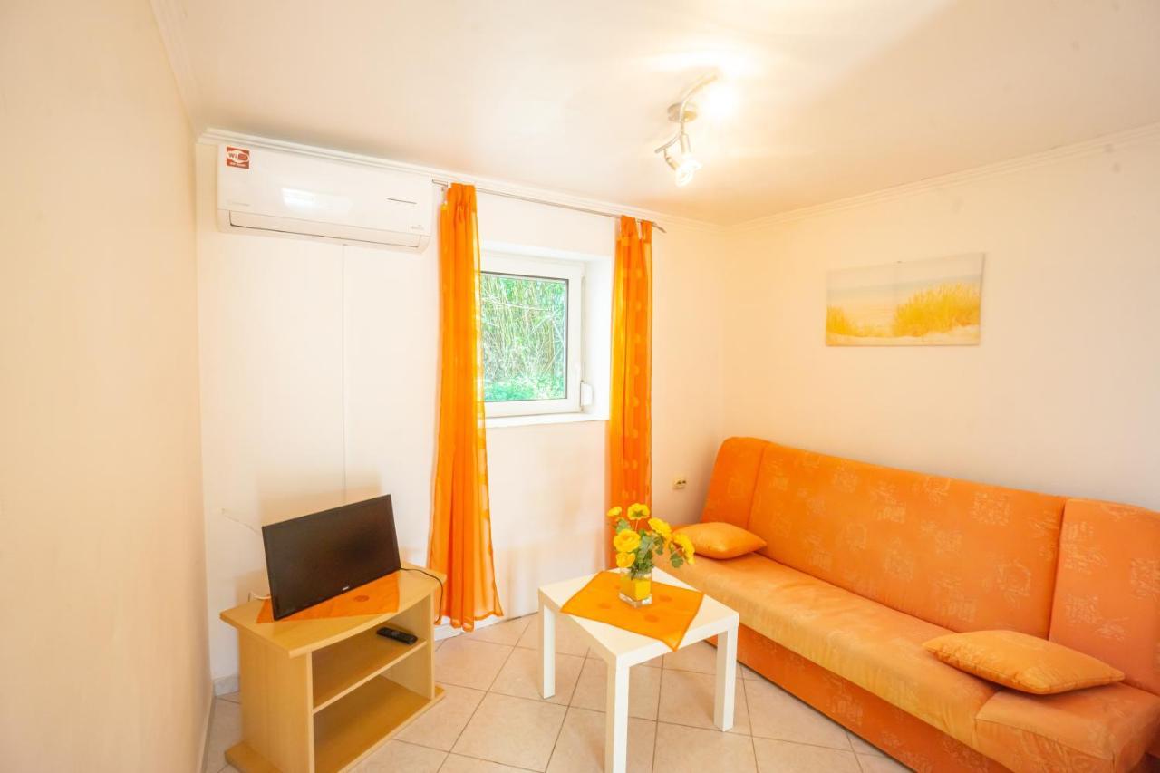 Apartment Coral เมทายนา ภายนอก รูปภาพ